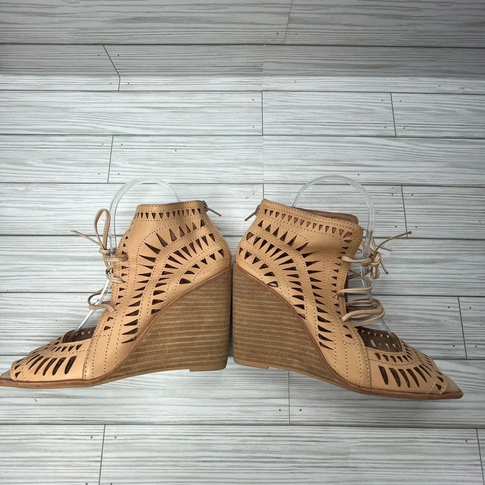 Jeffrey‎ Campbell Rodillo Cutout Leather Wedge Peep Toe Sandals Tan Womens 8